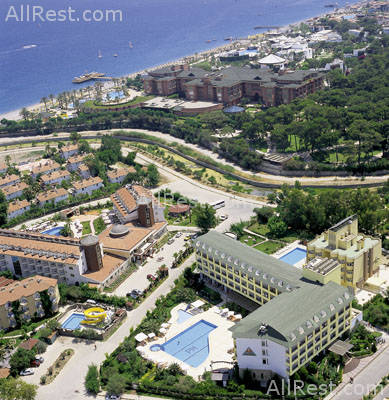 Pine House Hotel 1